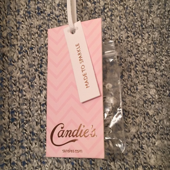 Cardigan - Picture 2 of 4